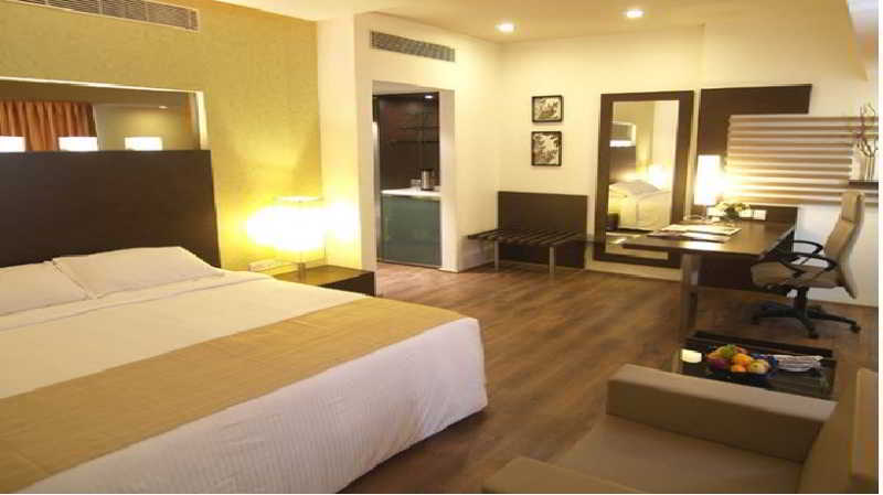 Ramada By Wyndham Chennai Egmore Τσενάι Εξωτερικό φωτογραφία
