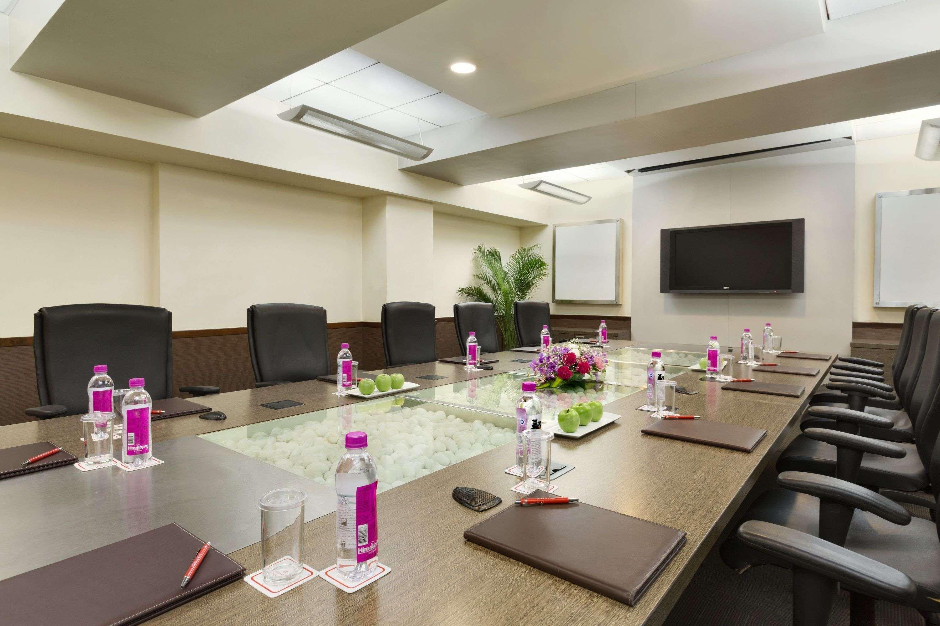 Ramada By Wyndham Chennai Egmore Τσενάι Εξωτερικό φωτογραφία