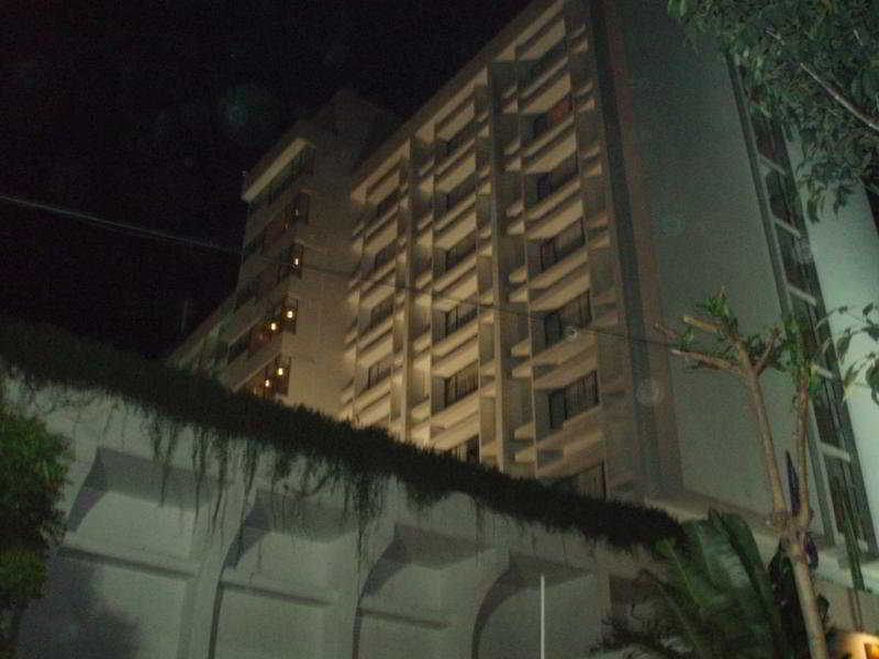 Ramada By Wyndham Chennai Egmore Τσενάι Εξωτερικό φωτογραφία